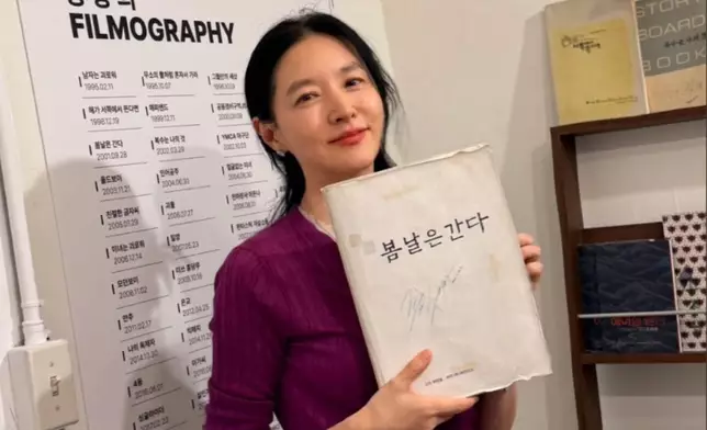 現年55歲的李英愛保養得宜。李英愛IG圖片