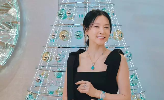 李英愛向來有「氧氣美女」之稱。李英愛IG圖片