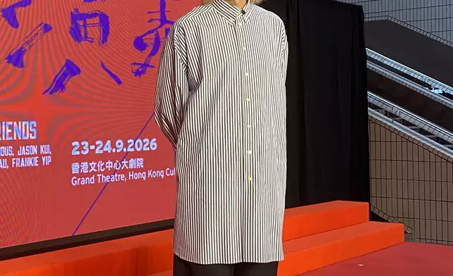 「亞藝無疆」九月上演的開幕節目《三角演義》音樂會節目策劃及音樂總監王雙駿出席節目簡介會。