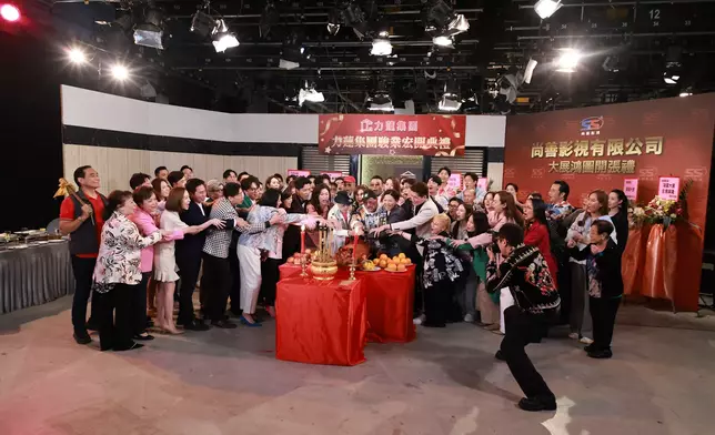 好齊人咁呀！