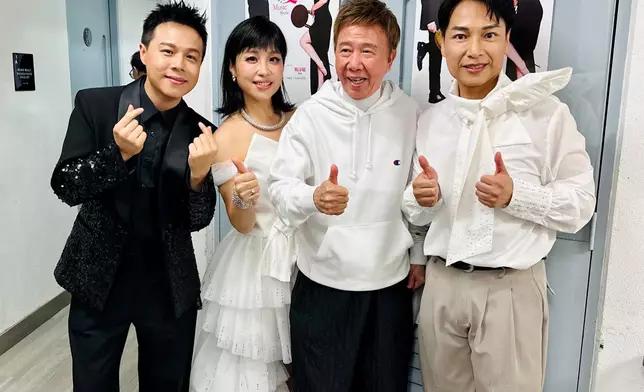 尹光大讚表演非常好笑，踩界笑話甚有驚喜，更直言「唔睇係你損失」。