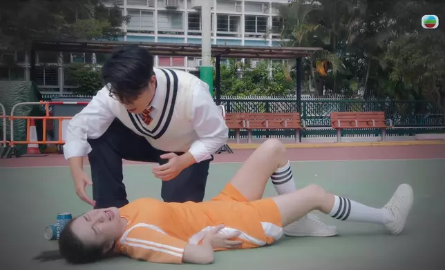 江嘉敏演技顏值俱獲讚，佢嘅眼神真係好似識講嘢咁。