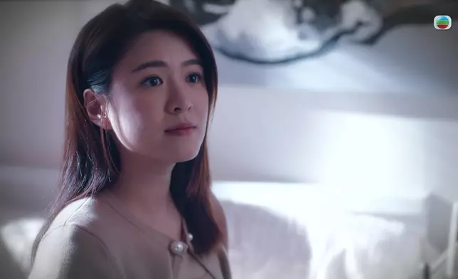 江嘉敏演技顏值俱獲讚，佢嘅眼神真係好似識講嘢咁。
