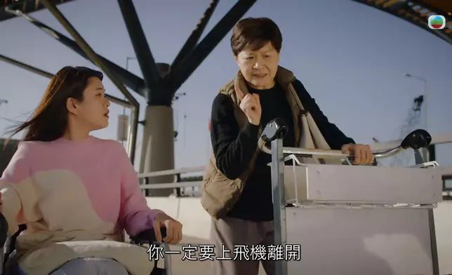 呢兩張感覺好「緊張媽咪」 。
