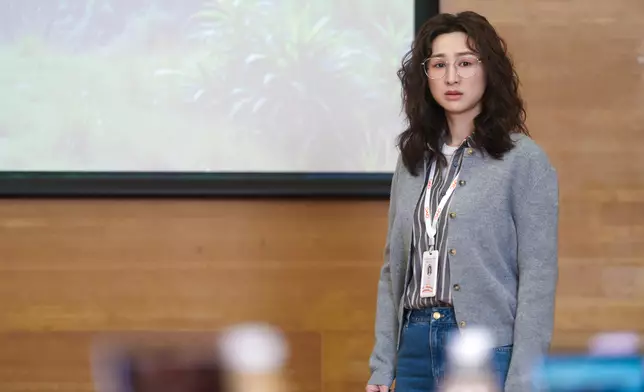高Ling劇中造型多變，女強人Look更加是靚爆鏡。