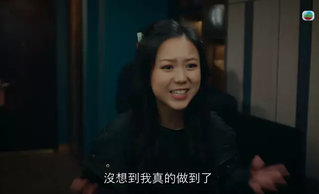 胡敏芝平時望落極可愛，估唔到咁癲得。