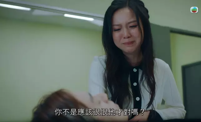 Karen真係喊得好傷心。