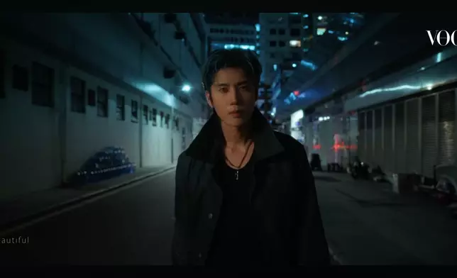 新歌MV全程於香港取景，由本地團隊操刀，拍攝唯美電影感畫面。