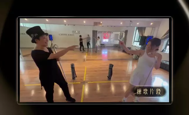 在劉雅麗指導下，雲妮舞功進步神速。