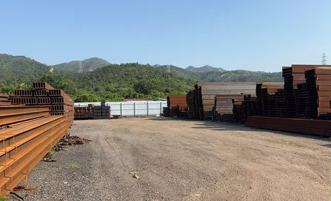 圖為金源行鐵倉新遷至的露天用地。