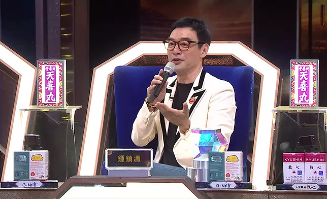 亦偉廣東話進步神速，他與湯寶如合唱《相思風雨中》獲鍾鎮濤激讚。