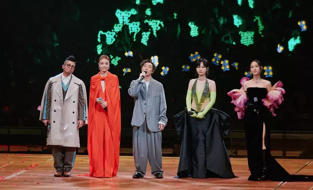 《陳輝陽作品演唱會—K歌之王》一連三場於澳門銀河綜藝館圓滿舉行，陳奕迅、容祖兒、周筆暢、炎明熹及小肥五大唱將重新演繹多首經典金曲。
