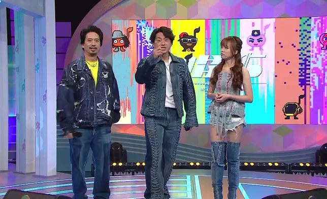 三位主持Eric Kwok（左起）、森美、Desta。