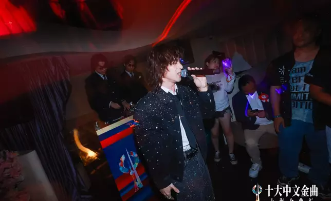 曾比特