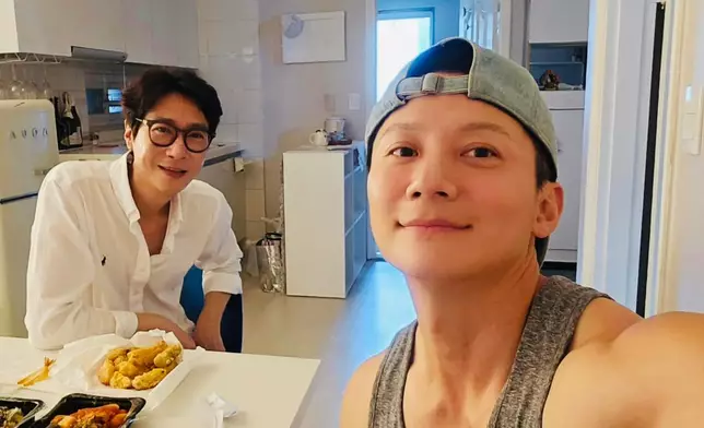高志鎔日前曾在IG分享與水晶男孩隊友李宰鎮的合照。高志鎔IG圖片