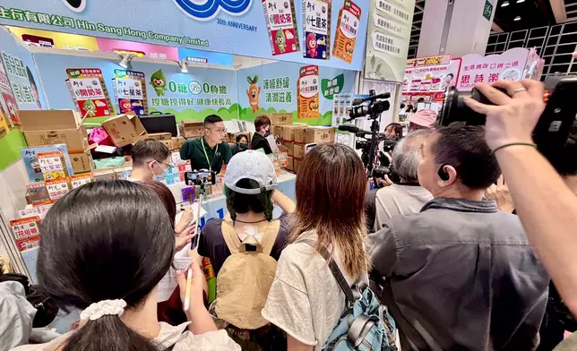 吸引大批傳媒採訪。
