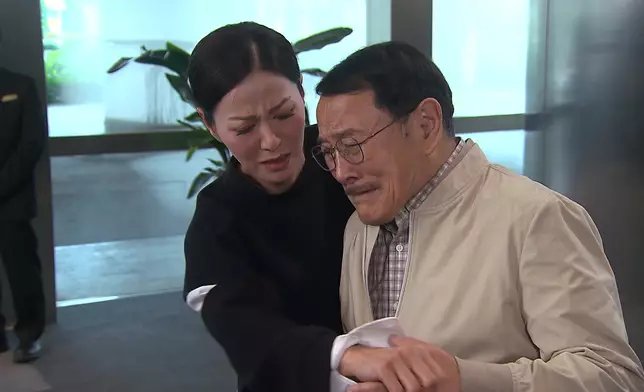 尋晚一集真係笑中有淚，最後仲要成個熊家一齊嗌「愛回家」。