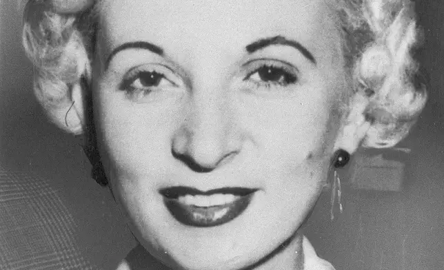 檔案圖片：28歲的離婚婦人魯思艾利斯，因殺害拋棄她的情人，於1955年7月13日被判處絞刑。她於1955年7月4日在倫敦放棄最後一次上訴機會。(美聯社圖片/檔案) AP圖片