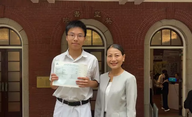 英皇書院「超級狀元」陶則然。巴士的報記者攝