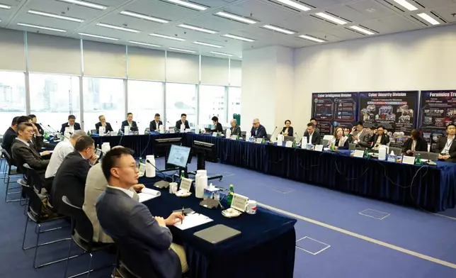 與會專家與警隊代表就量子風險辨識及科技機遇進行互動交流。