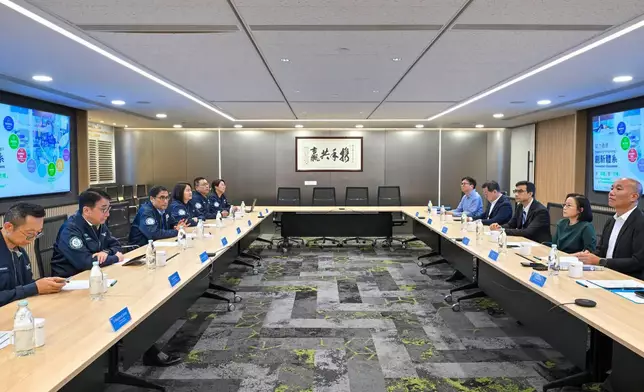 運輸署署長訪生產力局 探討AI推動智慧出行