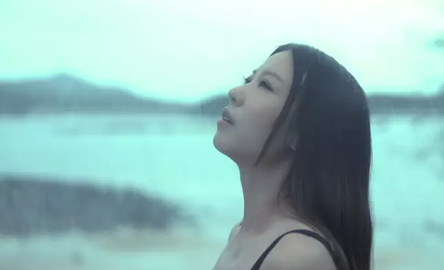 Sumling希望透過《Ms. Icy》，鼓勵女性抽身有害關係。