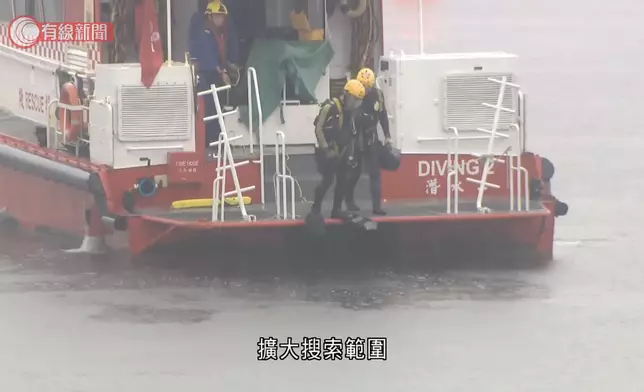 大埔大尾篤一帶舉行的三項鐵人賽發生事故，一名男參賽者在游泳項目後懷疑失聯。有線新聞截圖