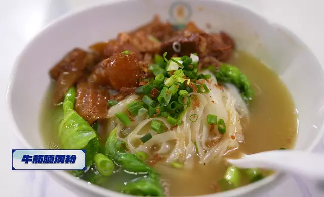 柱侯牛腩的醬料每日新鮮現炒。