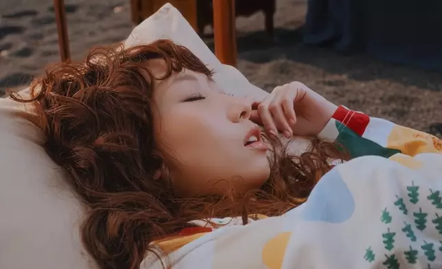 麗英負責rap。