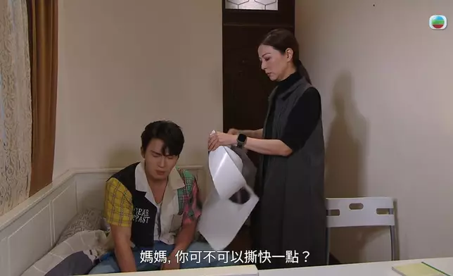 嘉洛仔呢幾格嘅演技冇得輸，真係演活咗「男人最痛」，但又要逼自己堅強振作嘅感覺，難怪網民們咁痛。