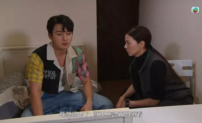 呢段母子戲，感動咗唔少網民。