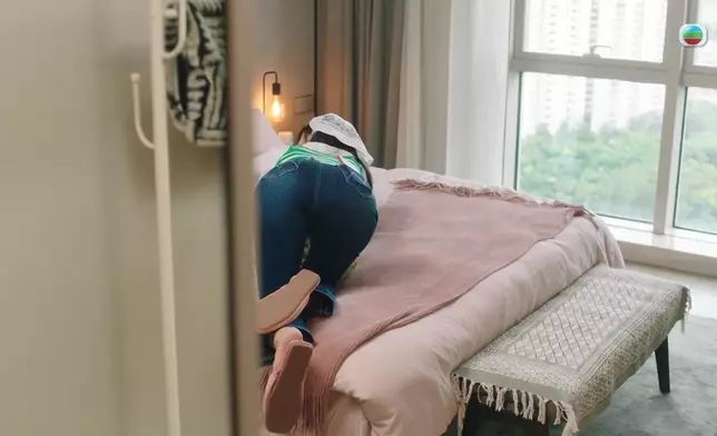 郭柏妍的女僕打扮兼可愛動作，可愛度滿分。