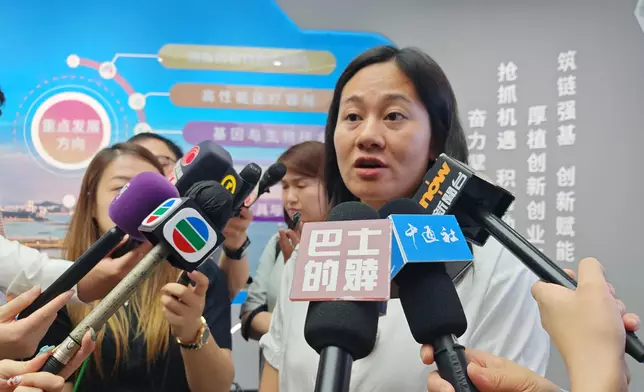 廈門生科公司經理黃菊。巴士的報記者攝