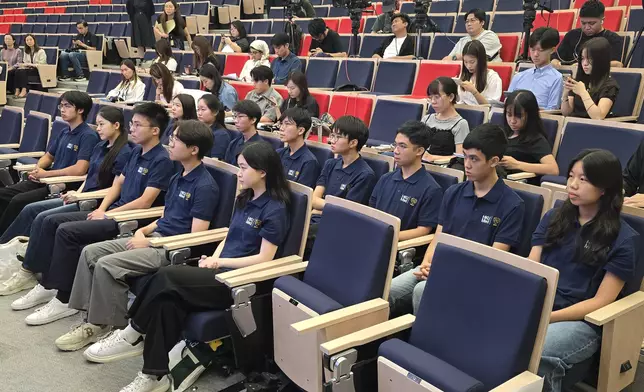香港大學李嘉誠醫學院（港大醫學院）在校召開發布會。巴士的報記者攝