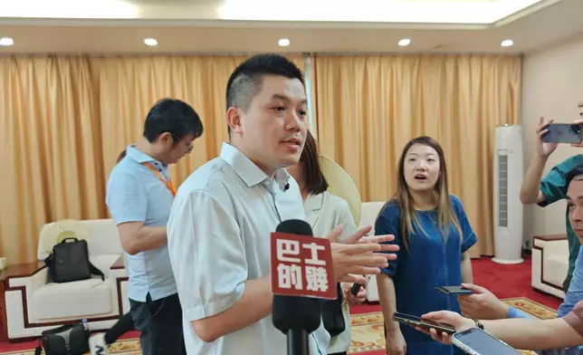 楊鋆。巴士的報記者攝