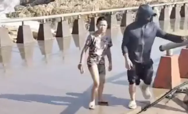 浙江9歲童遭捲走。微博圖片
