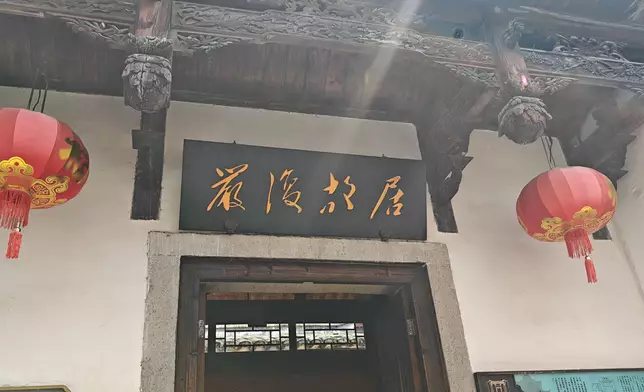 巴士的報記者攝