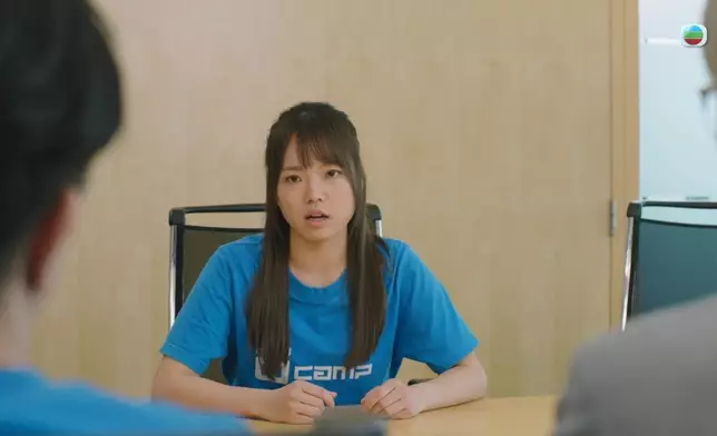 Desta真係好似一個畀阿媽煩死兼激死嘅Gen Z。