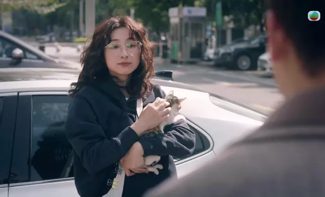 原來馬明早已暗戀高海寧，一直默默守護女方。