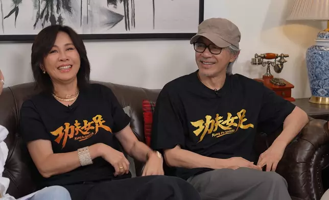 劉嘉玲笑得咁開心，星爺到底講咗啲乜嘢呢？