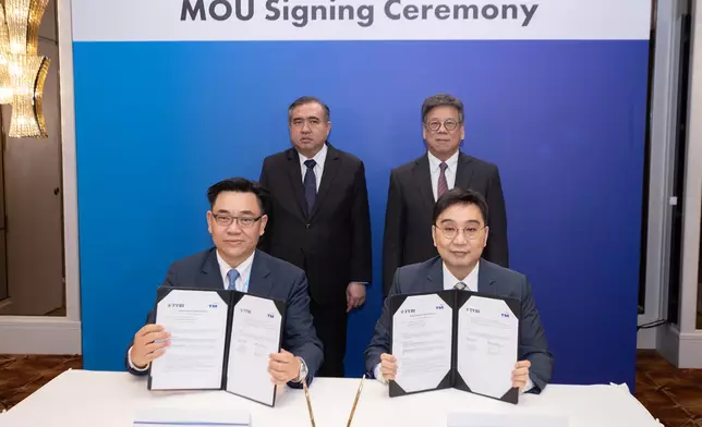 TVBI與TM簽署合作備忘錄，由陳樹鴻先生與TM代表Mr. Ho Hock Doong共同完成簽署儀式。