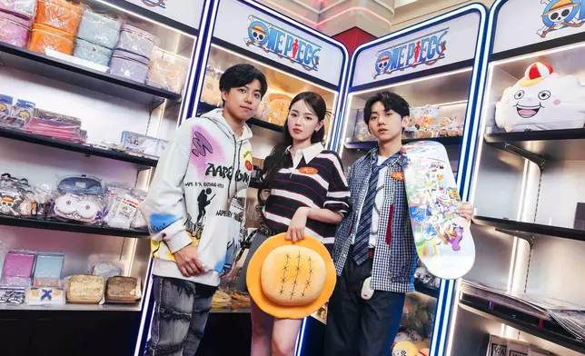 三位「星級細佬妹」蘇雅琳（Ivy So）弟弟蘇子軒（Benny）、歐鎮灝（George）妹妹歐海琦（Venus）及葉振弘（Marco）弟弟葉振延（Manson），昨日（12日）首度同場出席公開活動，獲兄姐到場支持。
