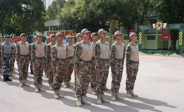 第十九屆香港青少年軍事夏令營暨第十三屆香港大學生軍事生活體驗營星期日（8月16日）舉行結業典禮。巴士的報記者攝