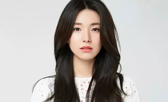 韓國女演員賀營。網上圖片