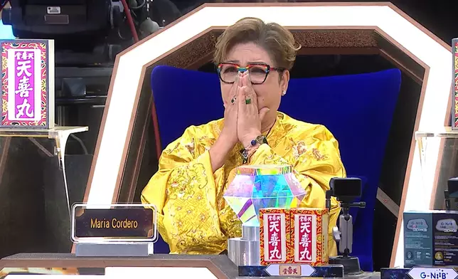 全場哭成淚人。
