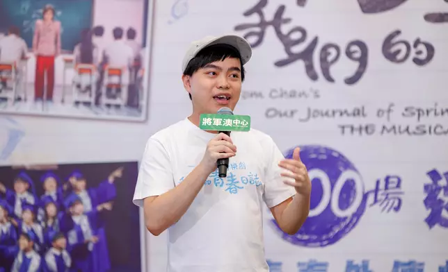 導演陳恩碩在台介紹劇目和分享創作心得。