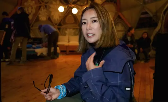 Christy體驗行山。