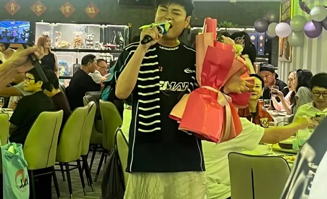 吸引大批粉絲支持。