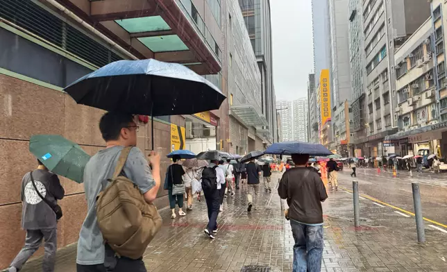 巴士的報記者攝