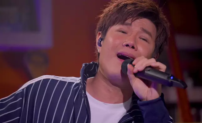 新歌《迷戀有害》曲風迷幻，張與辰唱出誘惑魅力。